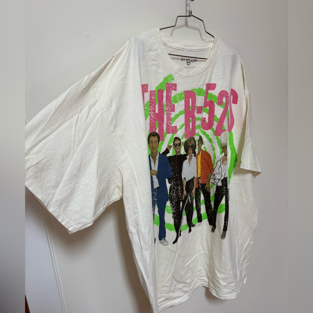 NWOT Urban Outfitters The B-52s Photo T-Shirt Dress Size L/XL - Picture 8 of 13
